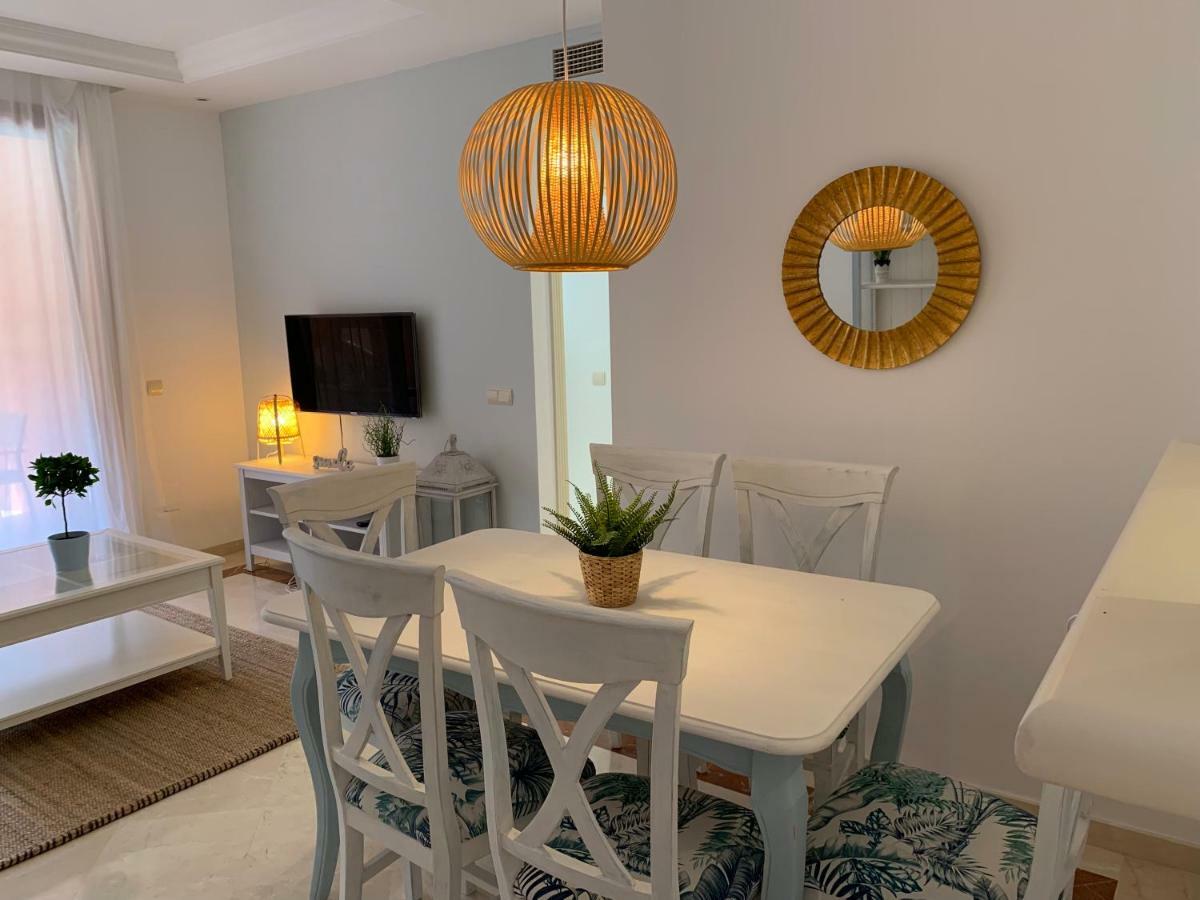 Beachside Apartment In Marbella Exteriör bild