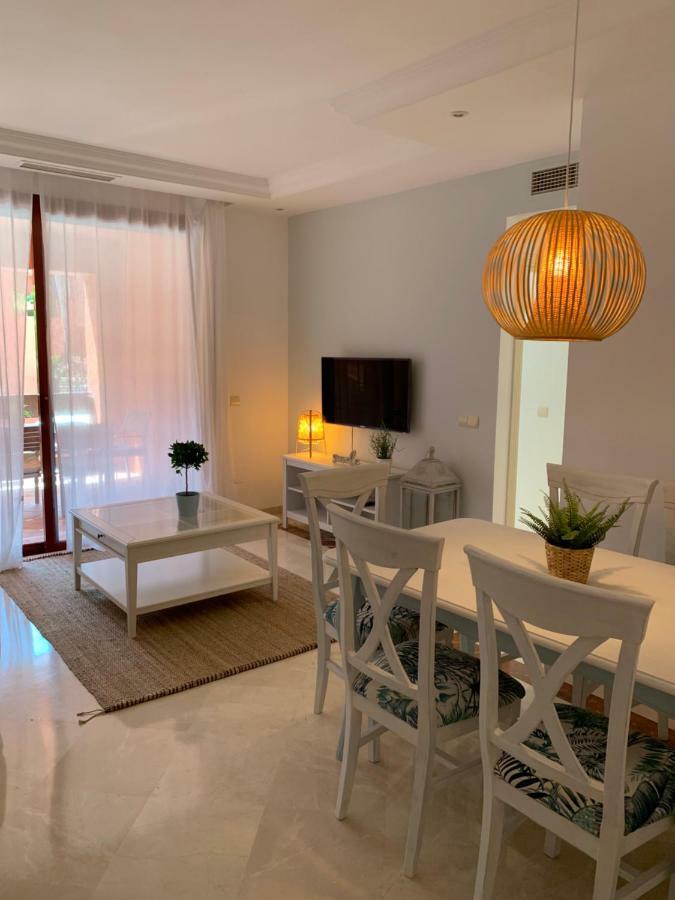 Beachside Apartment In Marbella Exteriör bild