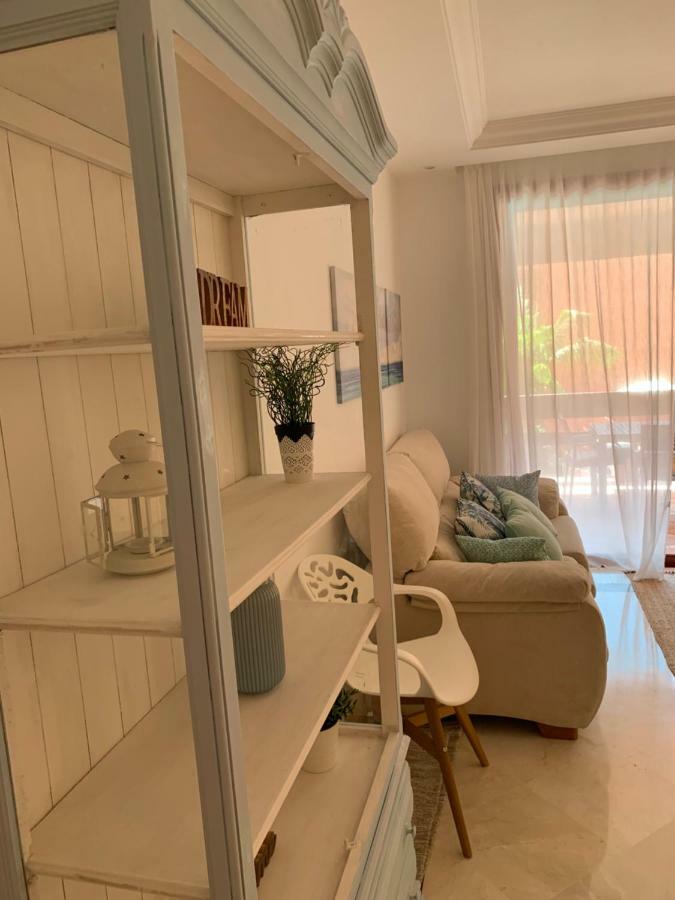 Beachside Apartment In Marbella Exteriör bild