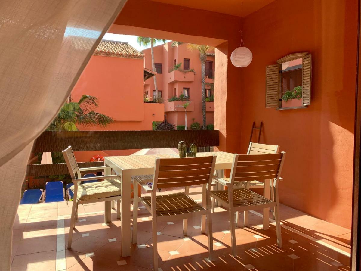Beachside Apartment In Marbella Exteriör bild