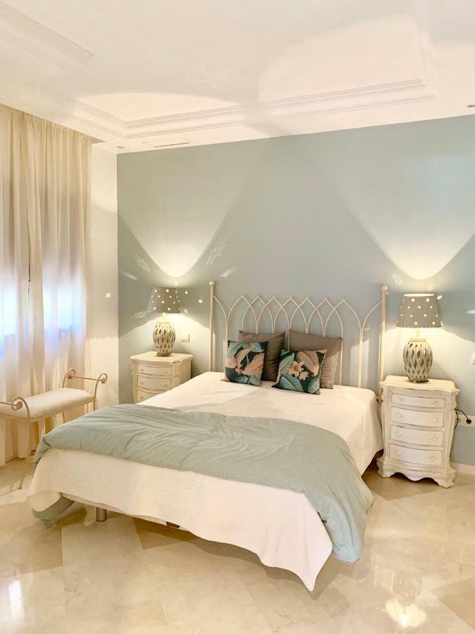Beachside Apartment In Marbella Exteriör bild