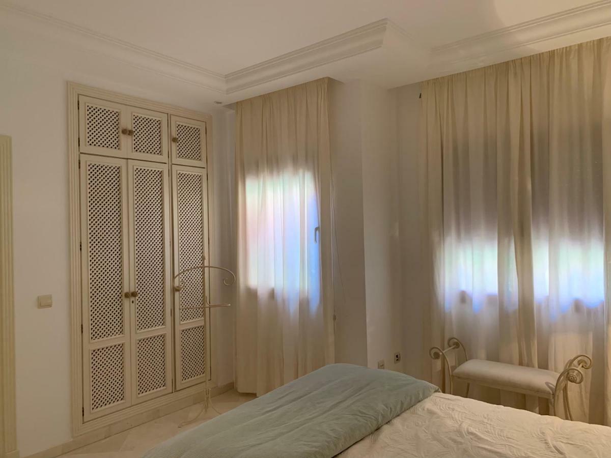Beachside Apartment In Marbella Exteriör bild