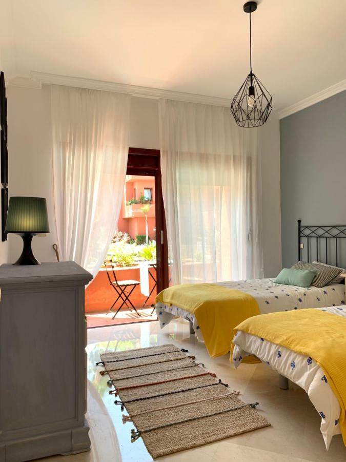 Beachside Apartment In Marbella Exteriör bild