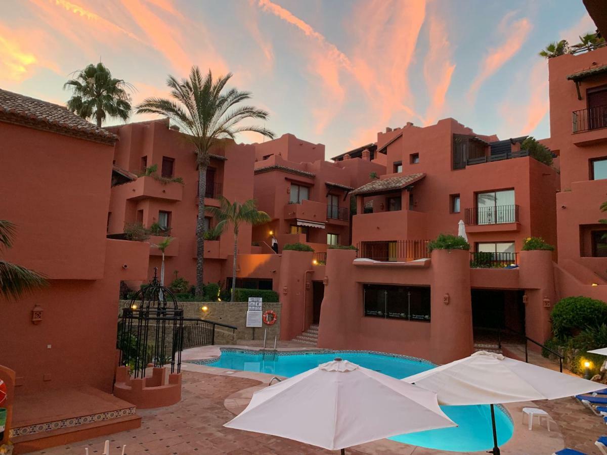 Beachside Apartment In Marbella Exteriör bild